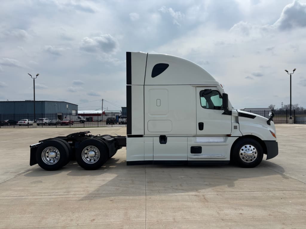 2021 Freightliner 